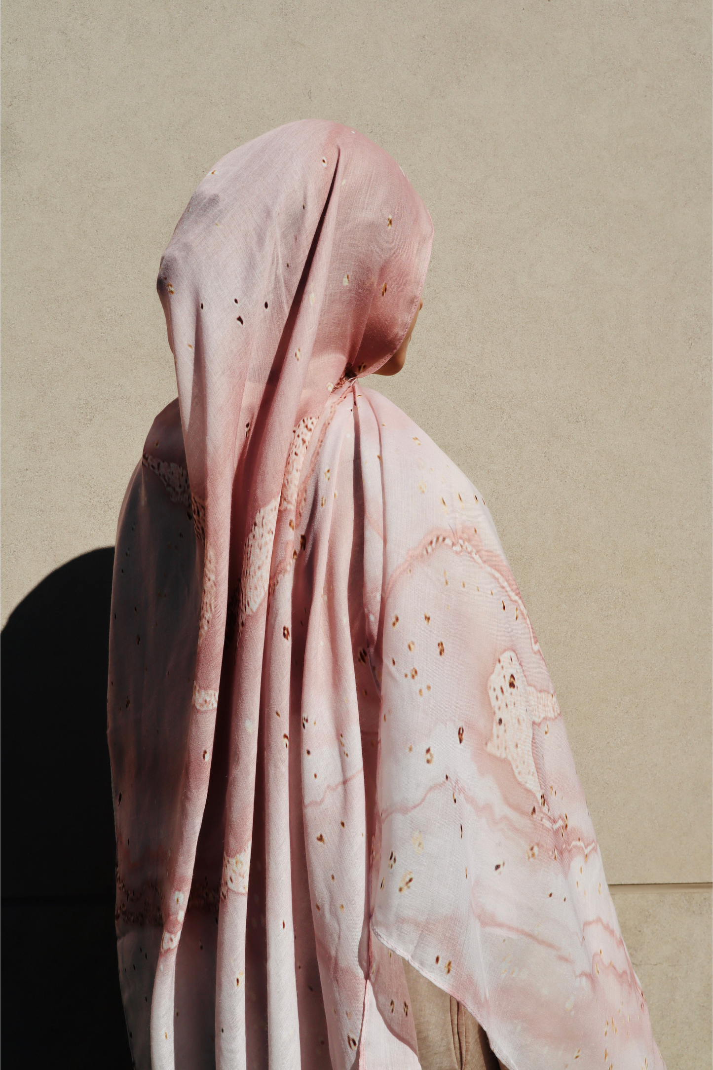 Premium Modal Hijab - Rosy Reverie