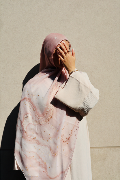 Premium Modal Hijab - Rosy Reverie