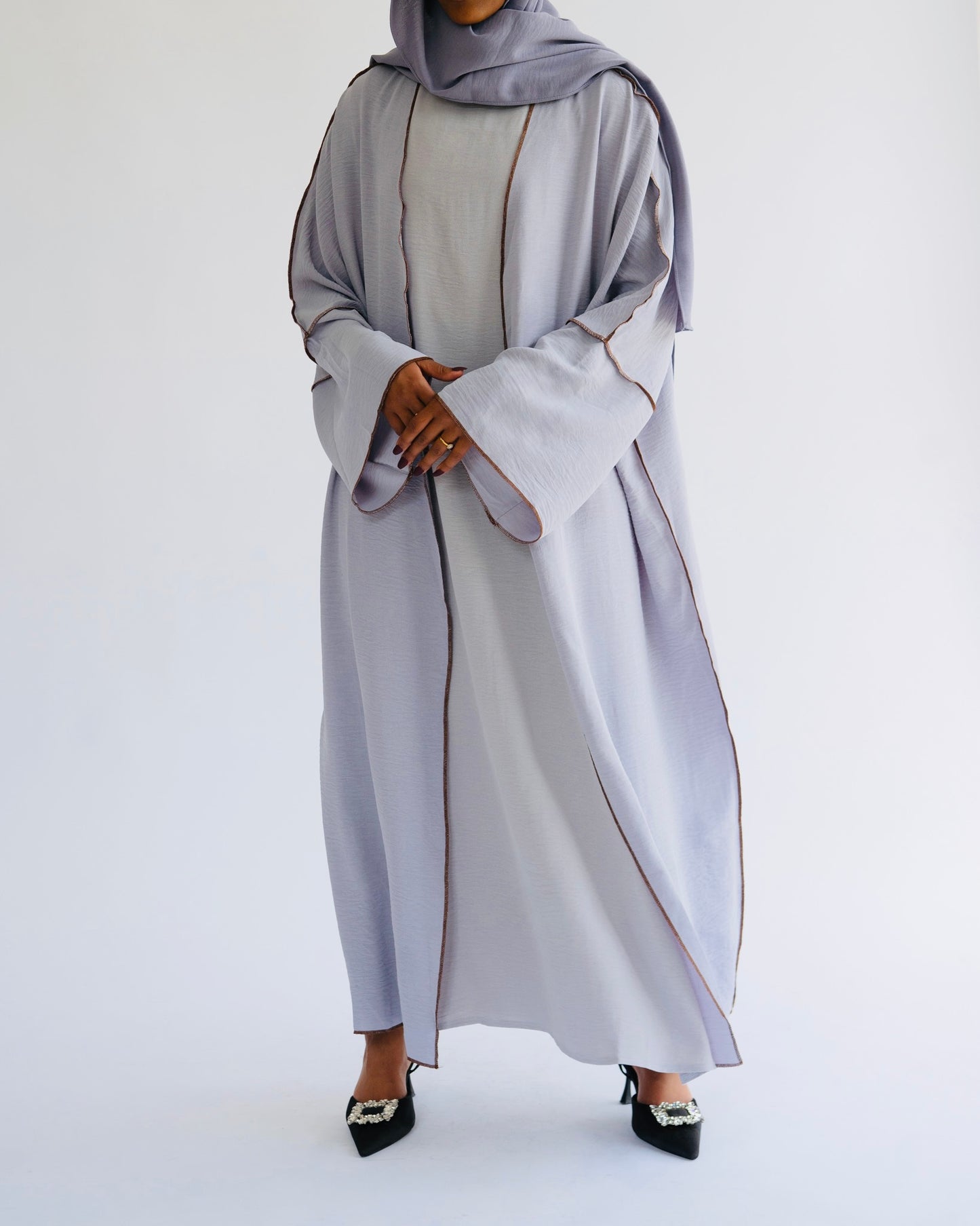 HASANAH - 3 PIECE ABAYA IN LIGHT GREY