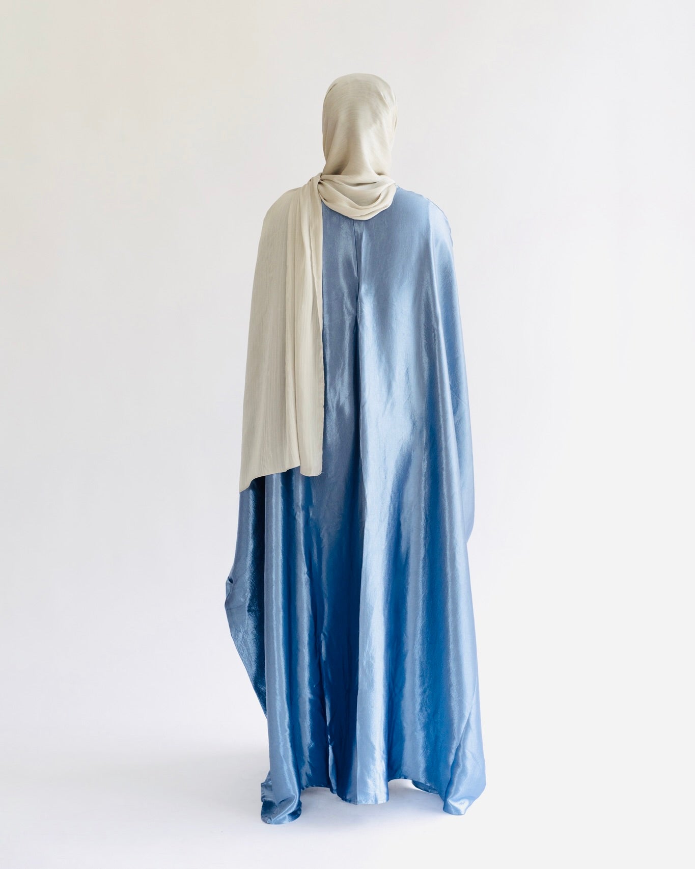 WADHA - KAFTAN IN LIGHT BLUE