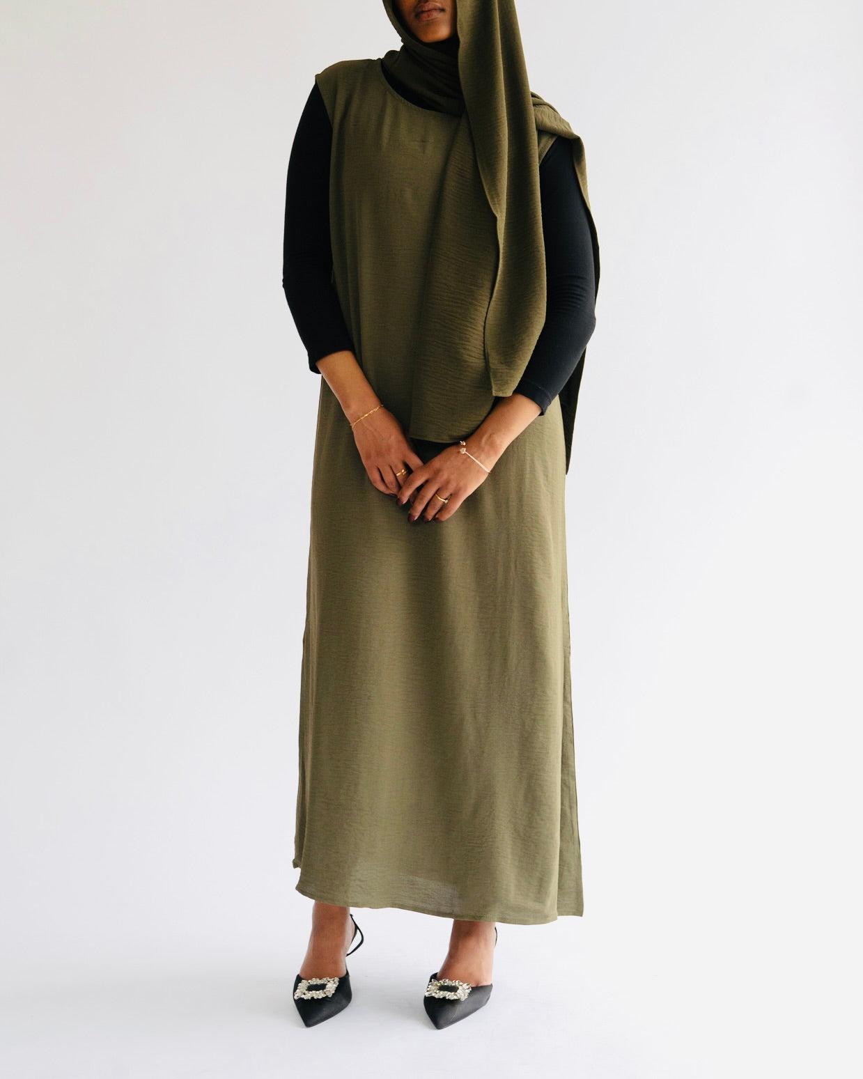 RAHAH - 4 PIECE ABAYA IN ARMY GREEN