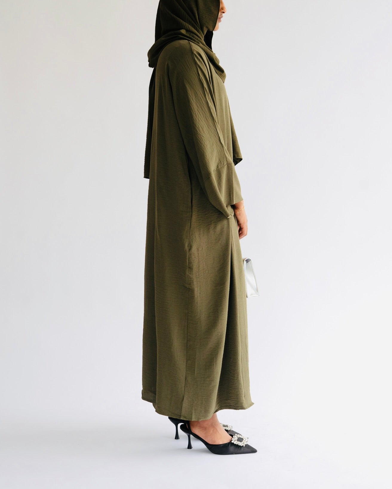 RAHAH - 4 PIECE ABAYA IN ARMY GREEN